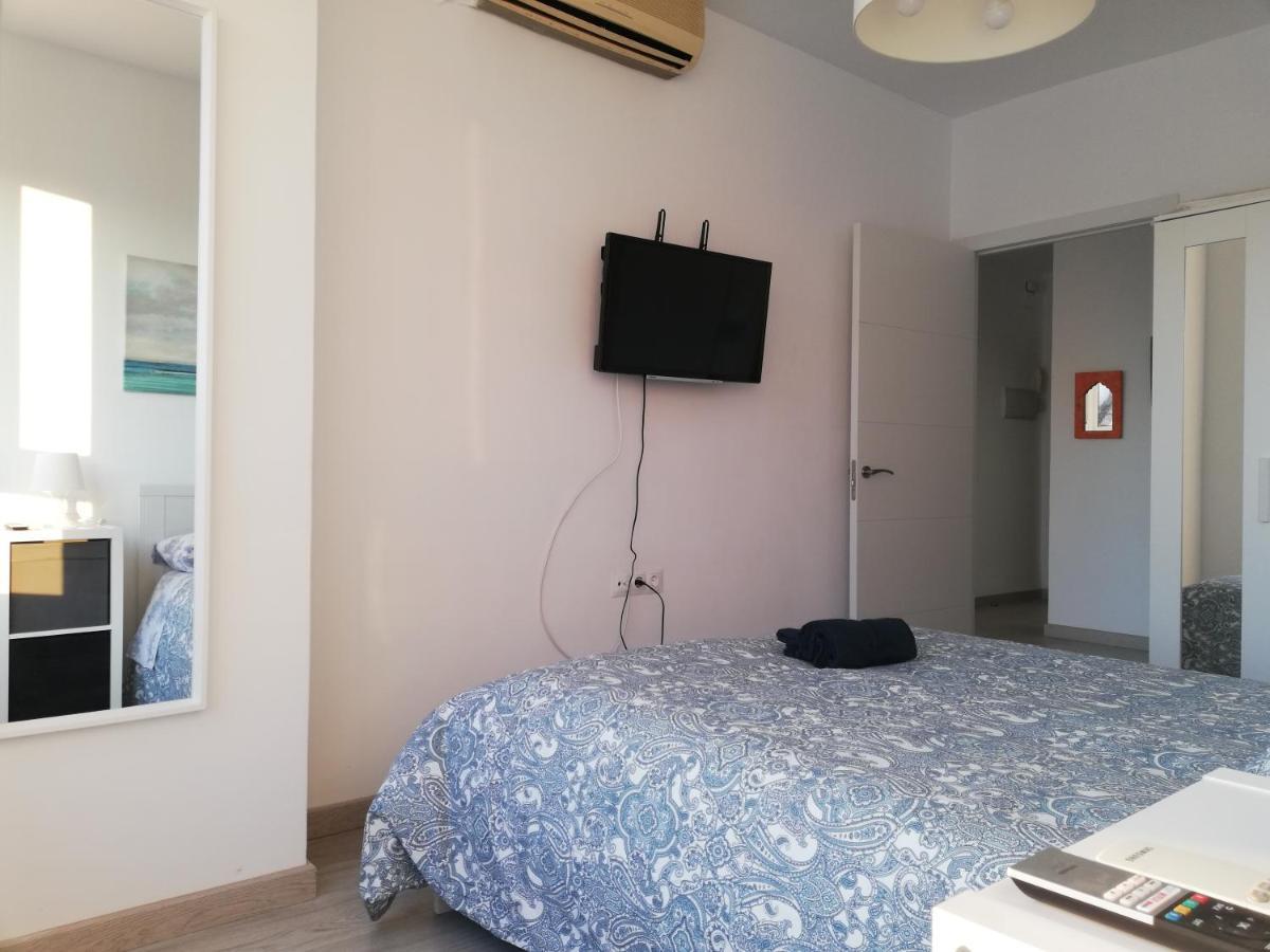 Apartamento Con Encanto 'Larios Street Ii' Apartment Malaga Bagian luar foto