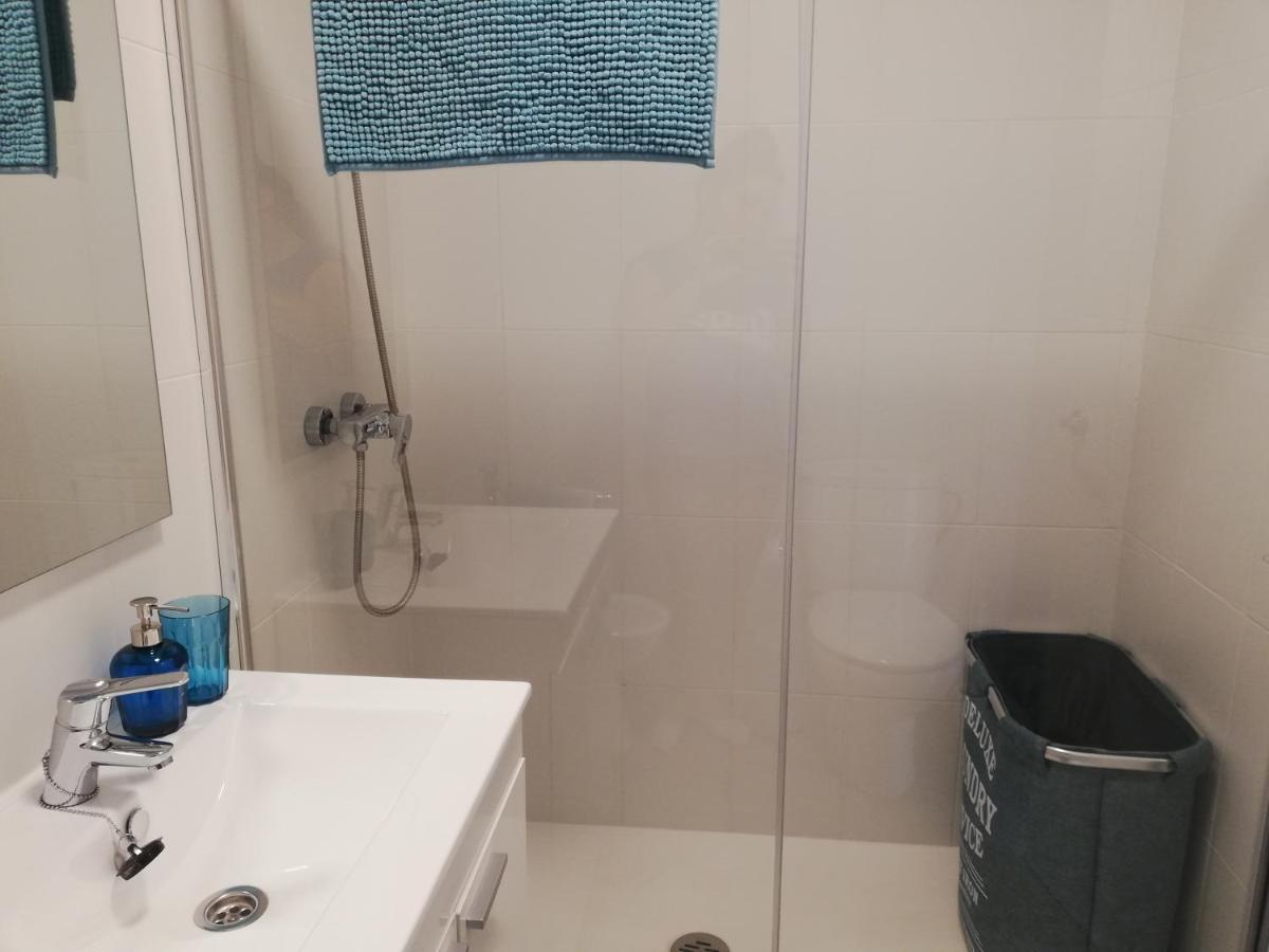 Apartamento Con Encanto 'Larios Street Ii' Apartment Malaga Bagian luar foto