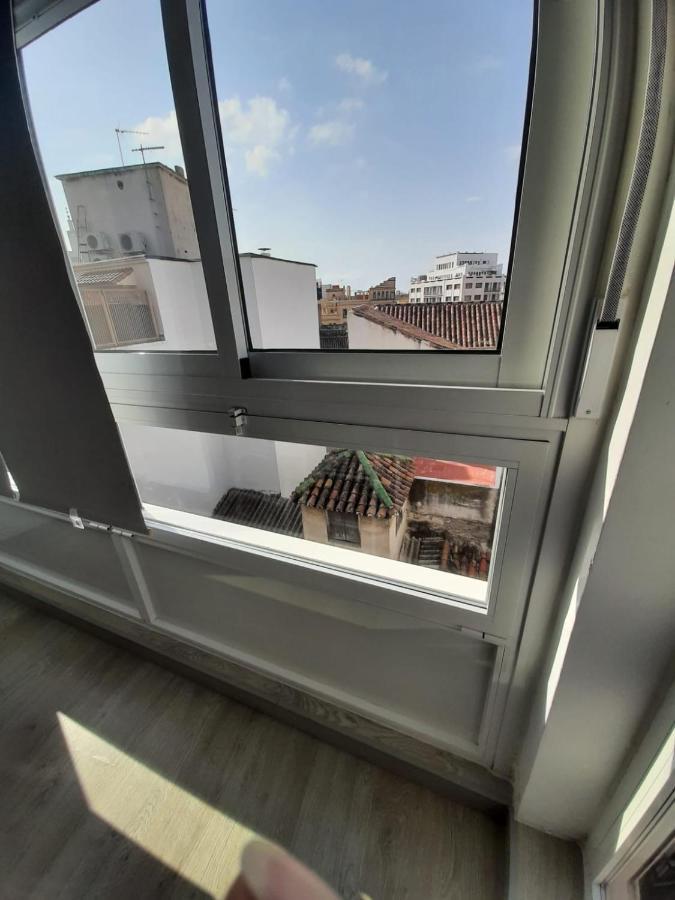Apartamento Con Encanto 'Larios Street Ii' Apartment Malaga Bagian luar foto