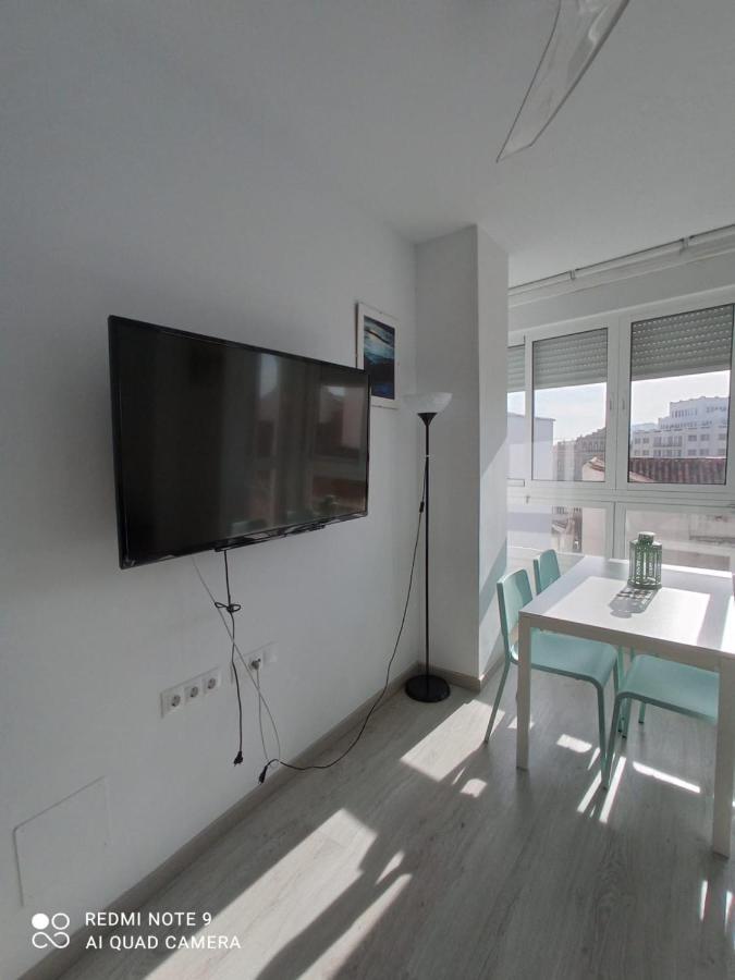 Apartamento Con Encanto 'Larios Street Ii' Apartment Malaga Bagian luar foto