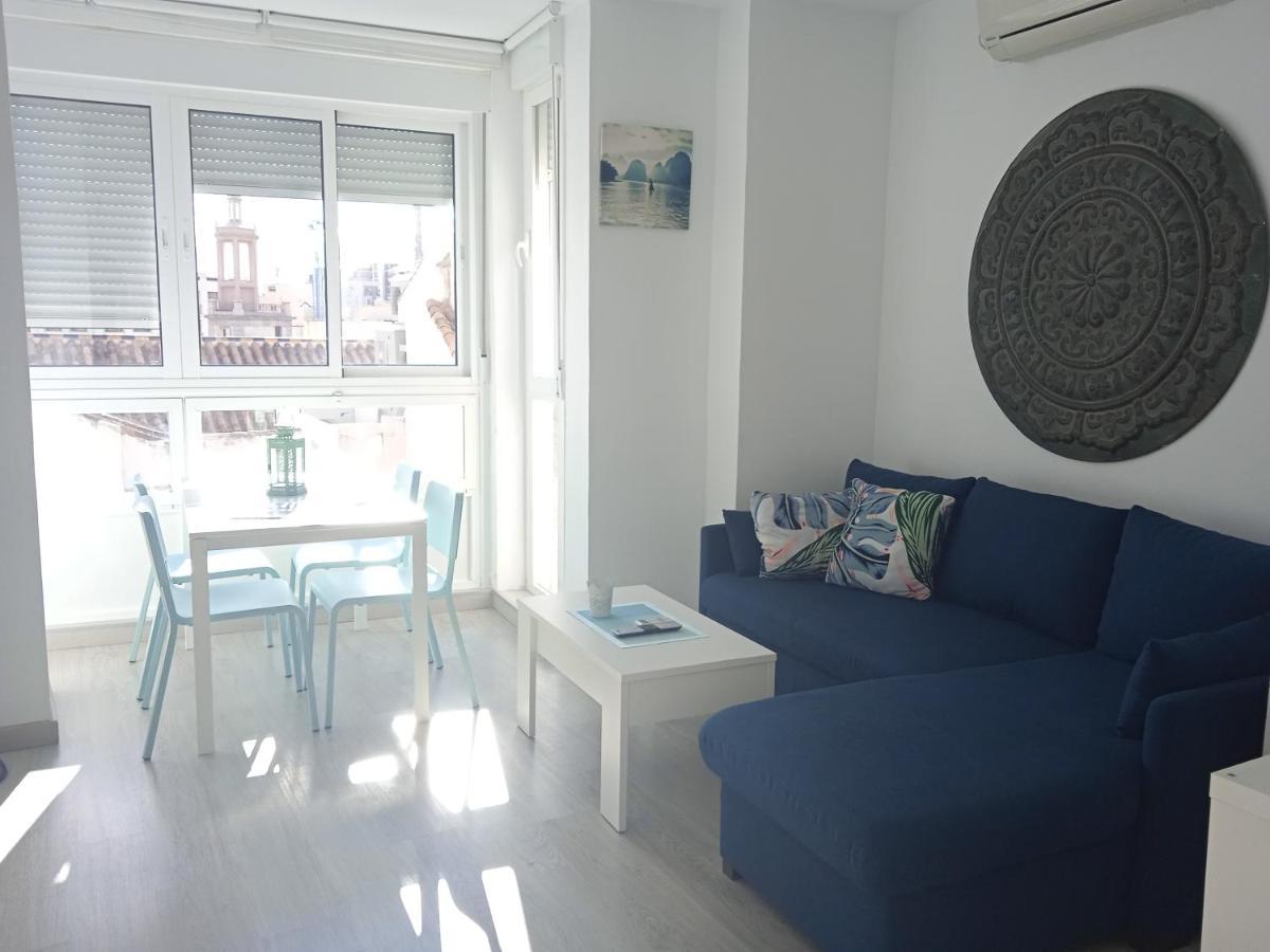 Apartamento Con Encanto 'Larios Street Ii' Apartment Malaga Bagian luar foto