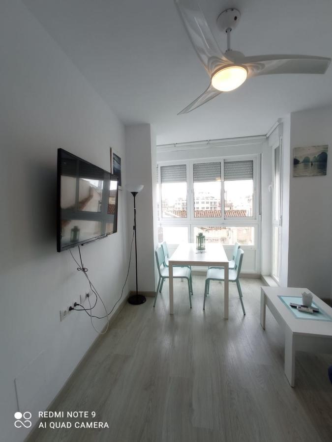 Apartamento Con Encanto 'Larios Street Ii' Apartment Malaga Bagian luar foto